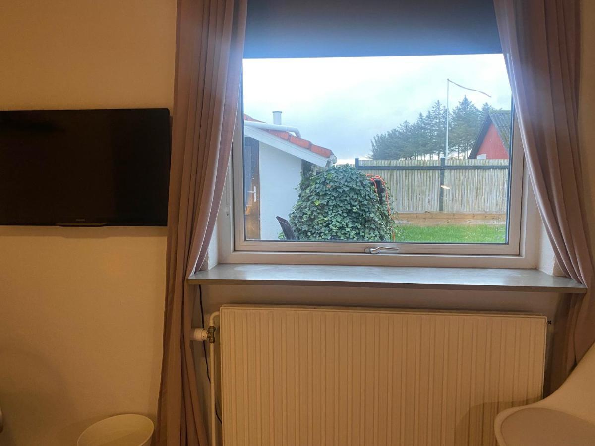 Tornby Guesthouse (Adults Only) Hirtshals Exteriör bild